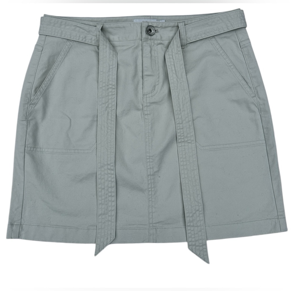 Vineyard Vines Khaki Belted Utility Skirt. Size 8